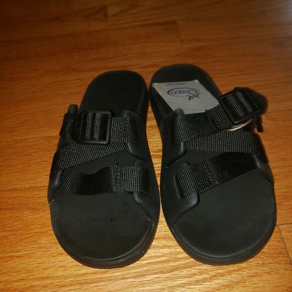 Chaco Chillos Kids Black sandals size 1 - Picture 1 of 6